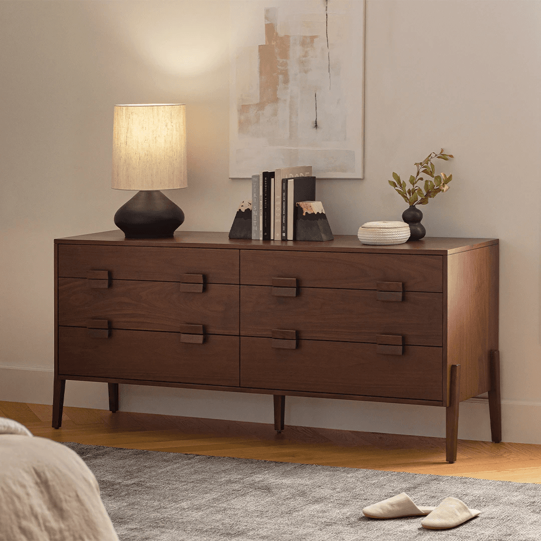 How to Decorate a Bedroom Dresser: 7 Brilliant Ideas — Flycity