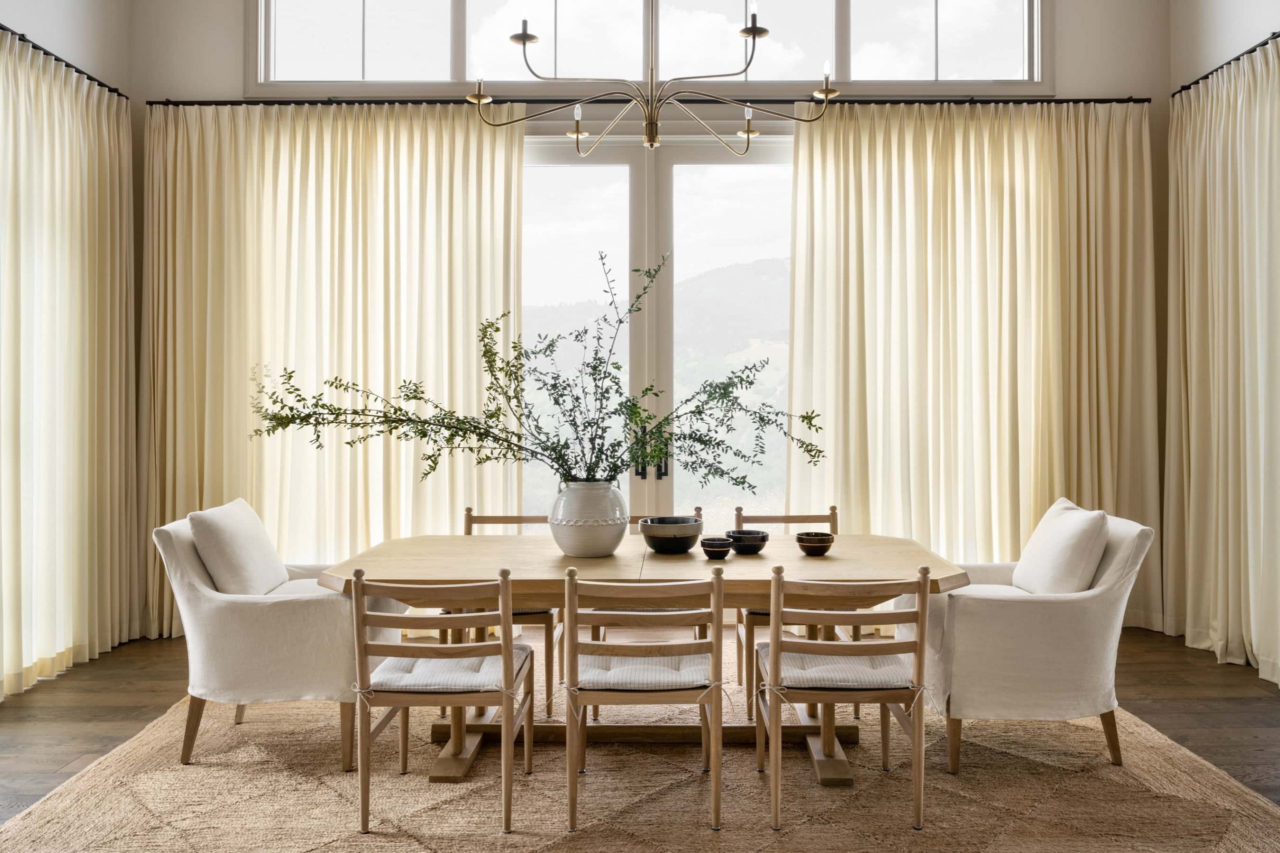How To Mix-And-Match Dining Seating - Studio McGee