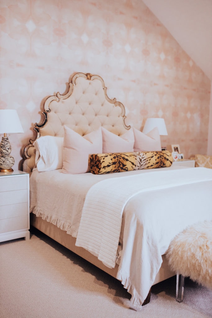 Master Bedroom Wallpaper | Chronicles of Frivolity