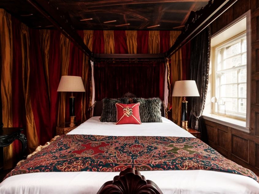 Relive the Magic of Hogwarts with Harry Potter-Themed Luxury Apartment
