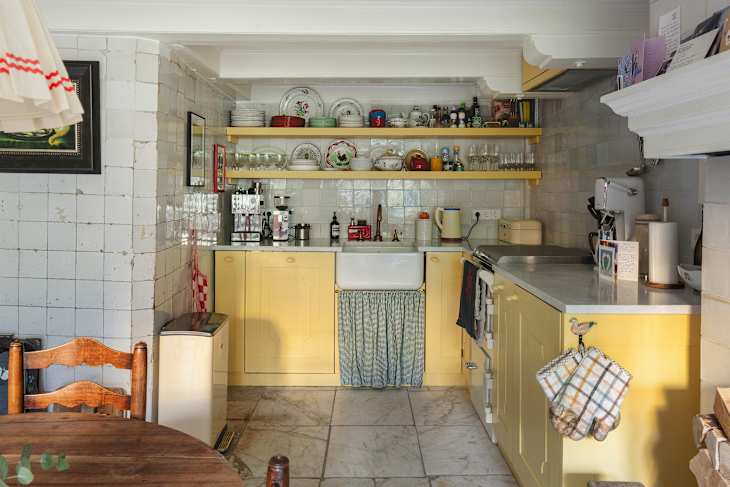 See Butter Yellow in Real People's Homes (It's So Happy!) | Apartment Therapy