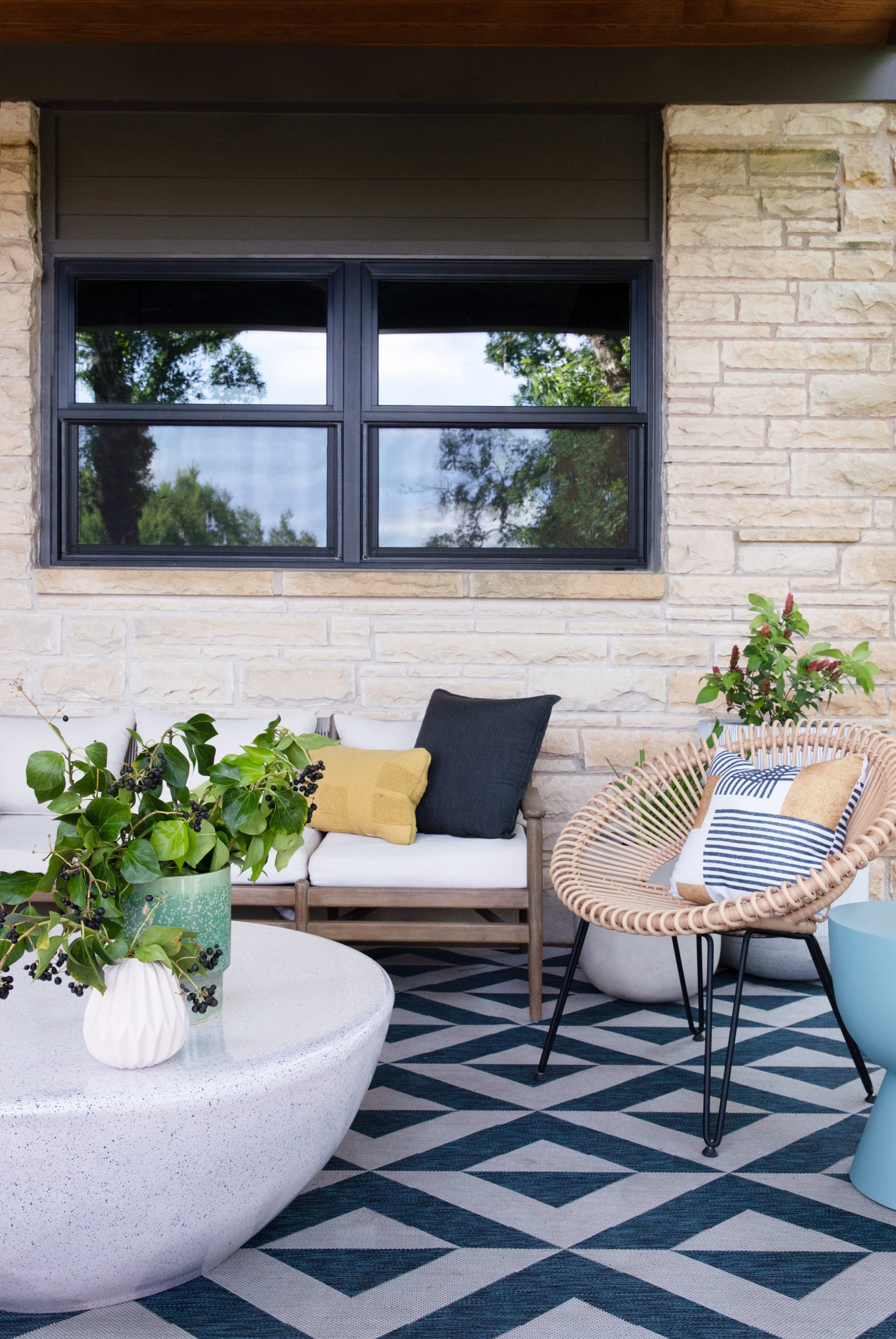 Six Effective Ways to Connect Your Indoor and Outdoor Spaces