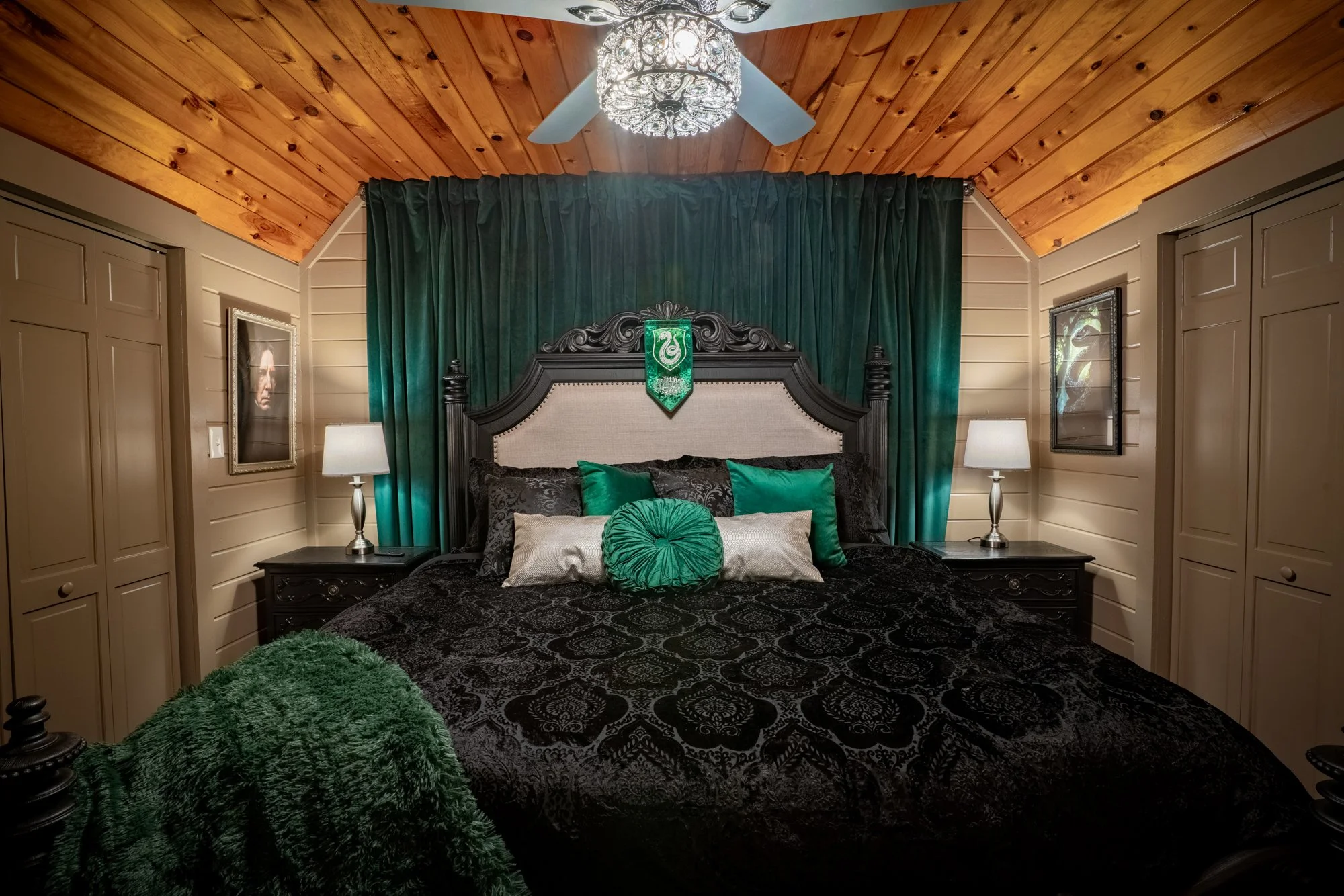 Slytherin Bedroom Photo Gallery | The Wizard Hideout