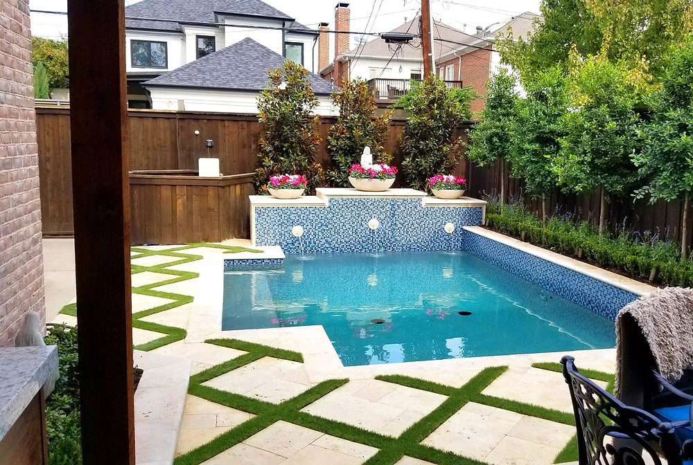 Tips for Landscaping Around an Above Ground Pool