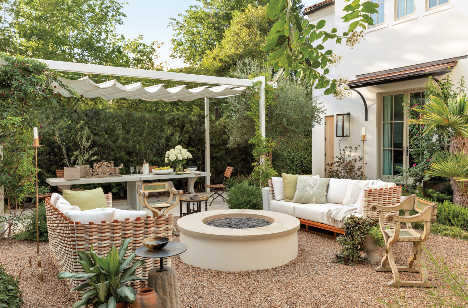 Tour An Enchanting Austin Abode With A Secret Garden Feel | LUXE Interiors + Design