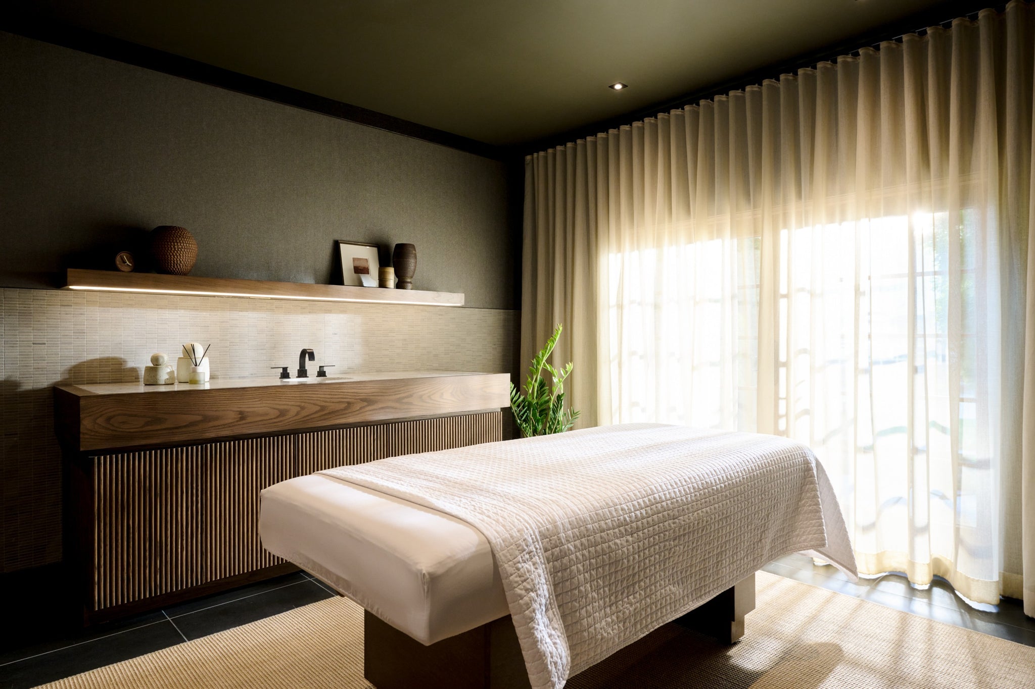 VOYA Partners With Michigan Boutique Hotel at New Waterfront Luxury Sp – VOYA Skincare