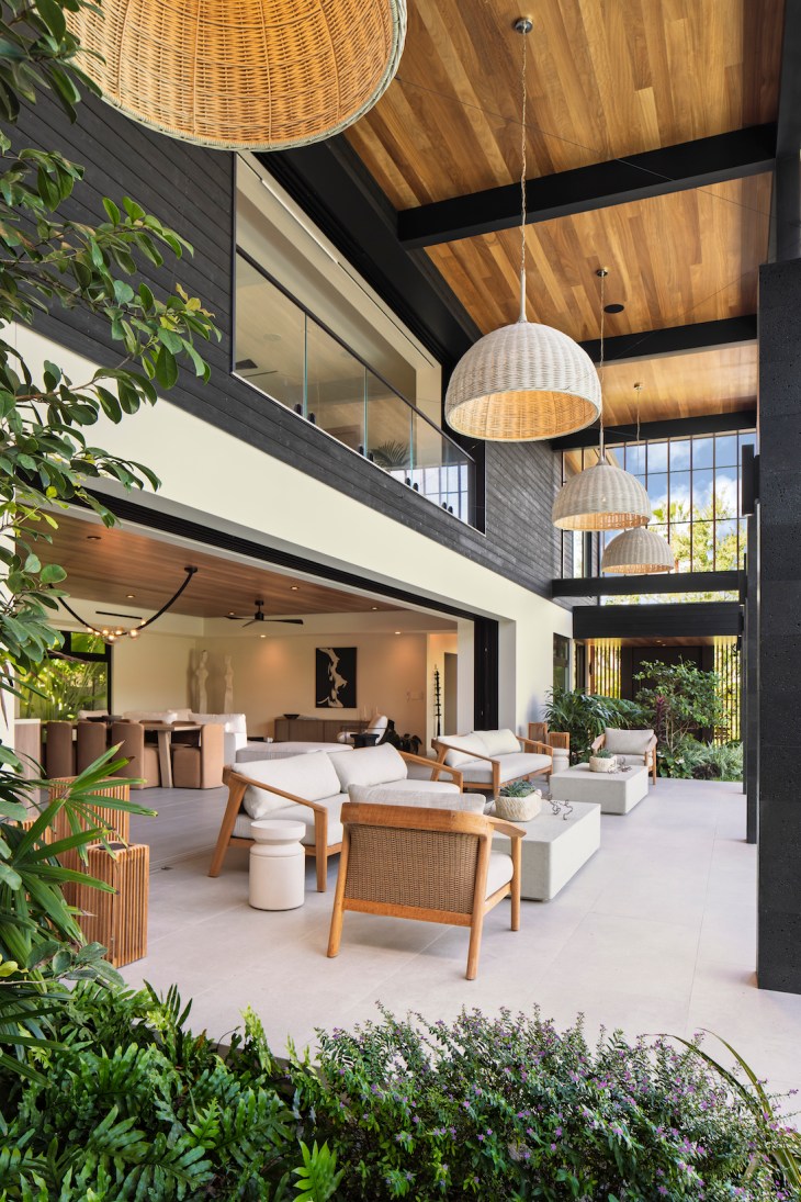 Where Modern Design Meets Island Luxury on the Cover of LHM Hawai'i | Pacific Luxury Living - Issue 21.1