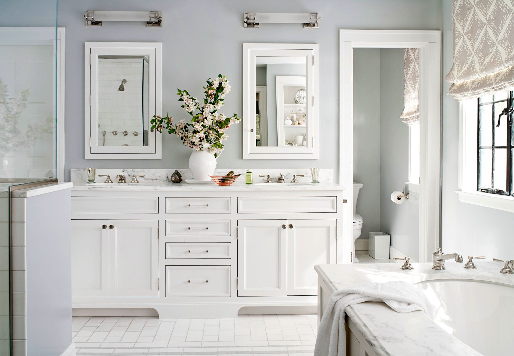 10 Bathroom Trends That Experts Say Will Be Outdated in 2026