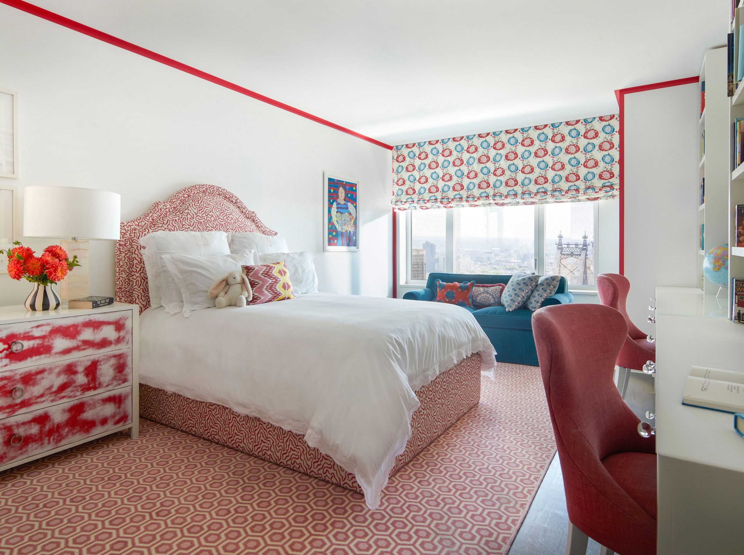 18 Versatile Teenage Bedroom Ideas to Bridge Childhood and Adult Years