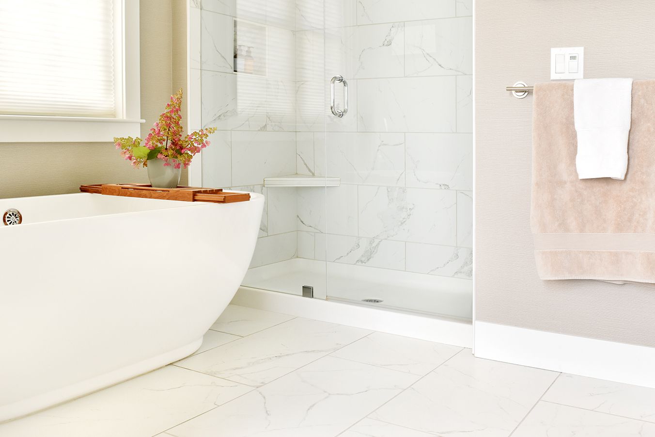 20 Gorgeous Marble Bathrooms to Inspire You