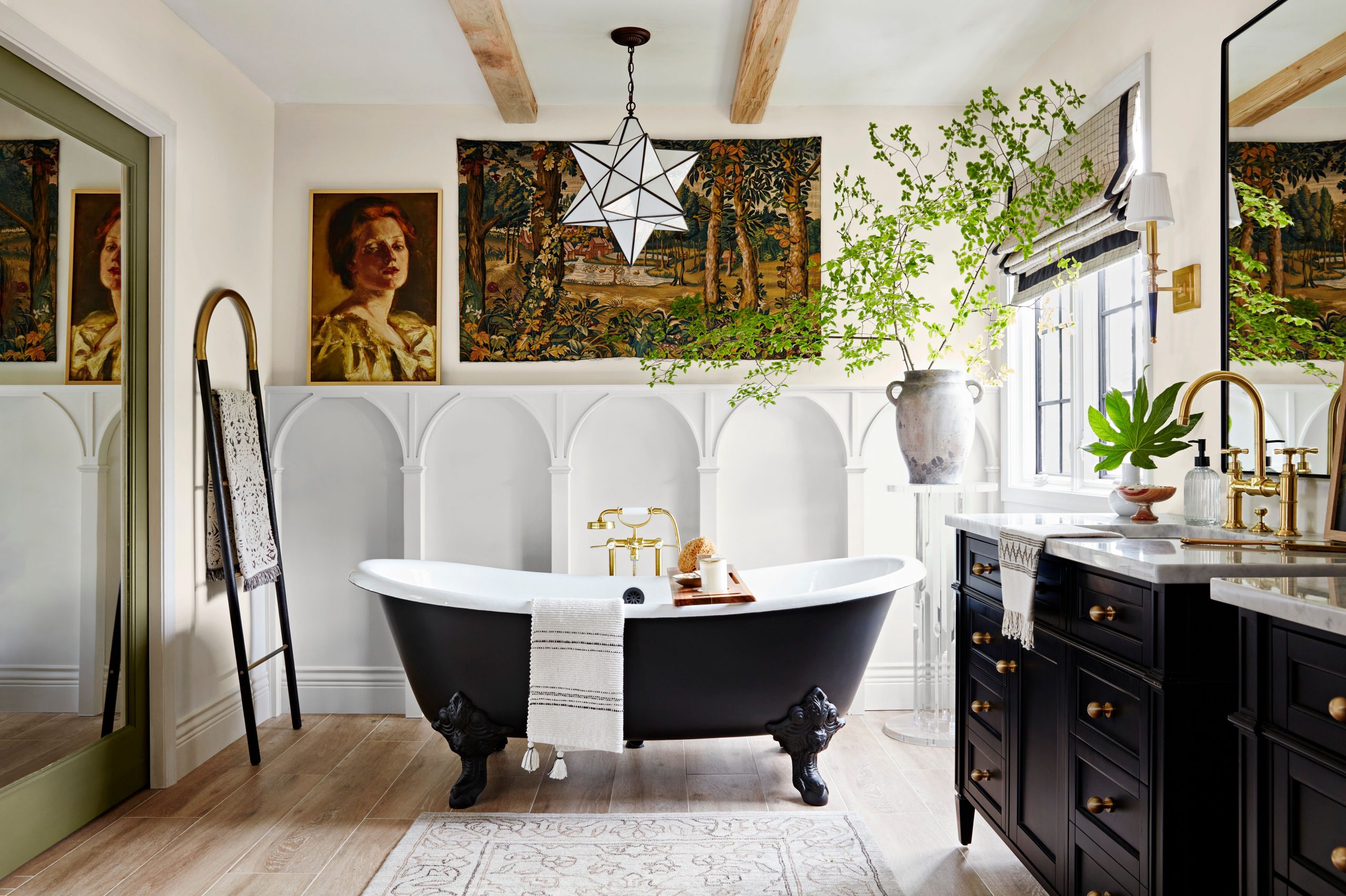 2026 Bathroom Color Trends—from Paint to Tile to Fixtures