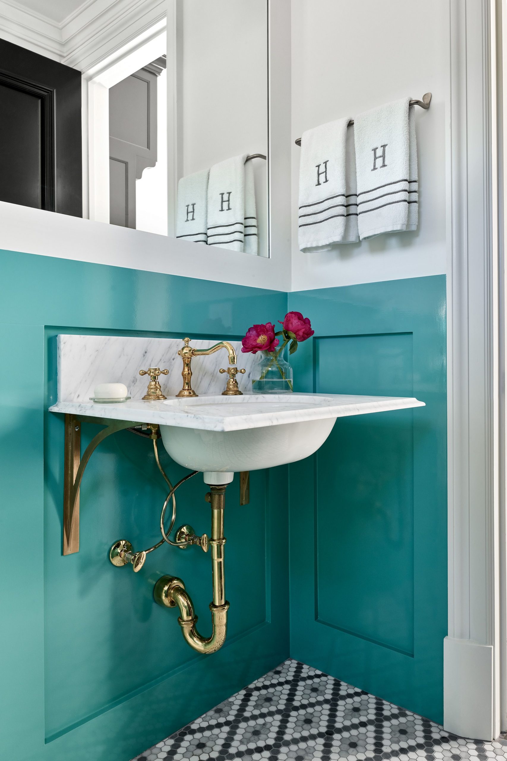 22 Powder Room Ideas That Pack Style into a Small Space