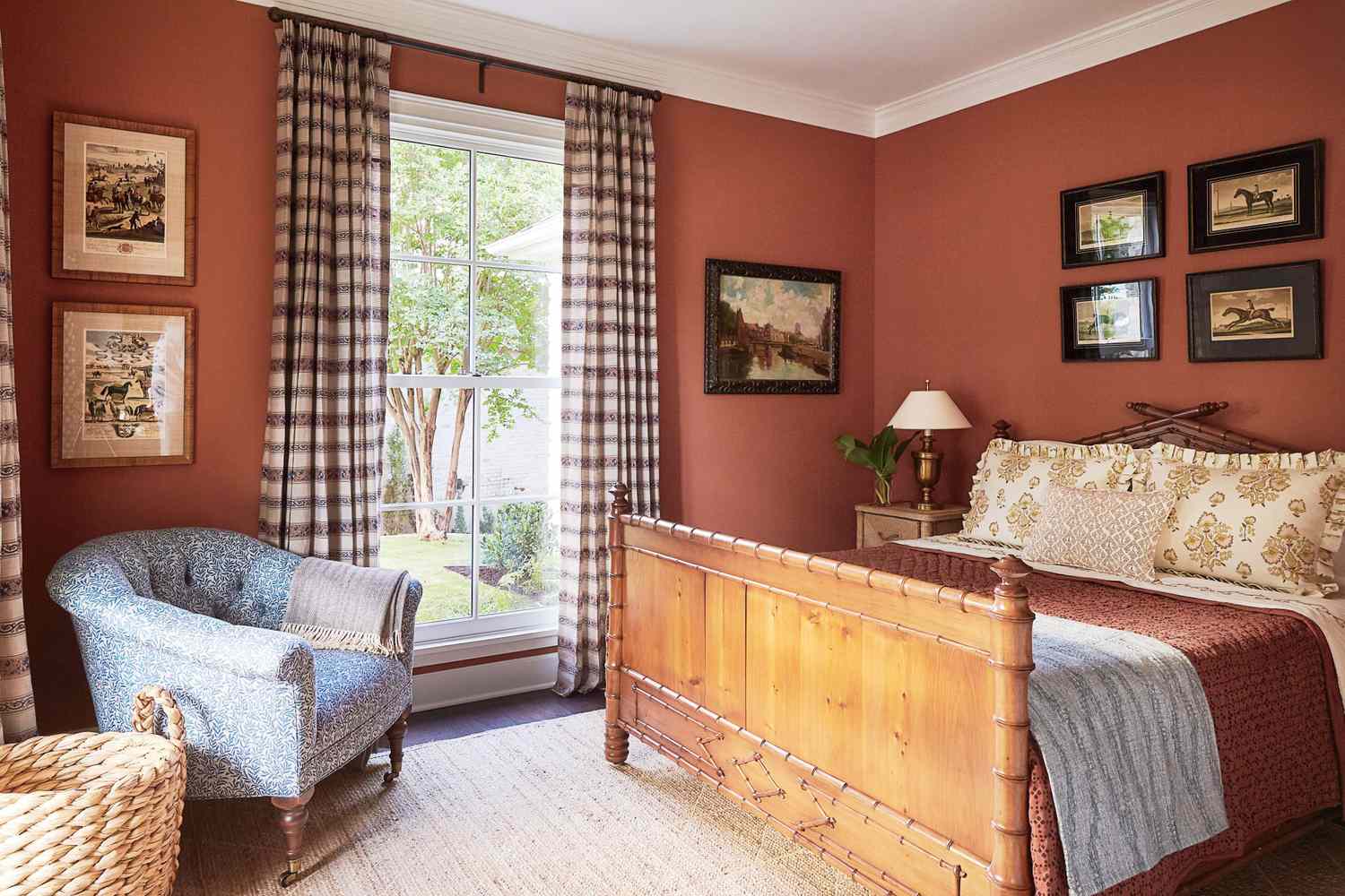 25 Bedroom Wall Paint Ideas For A Good Night's Sleep