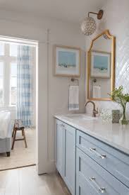 25 Coastal Bathroom Decor Ideas With Easy, Breezy Style | HGTV