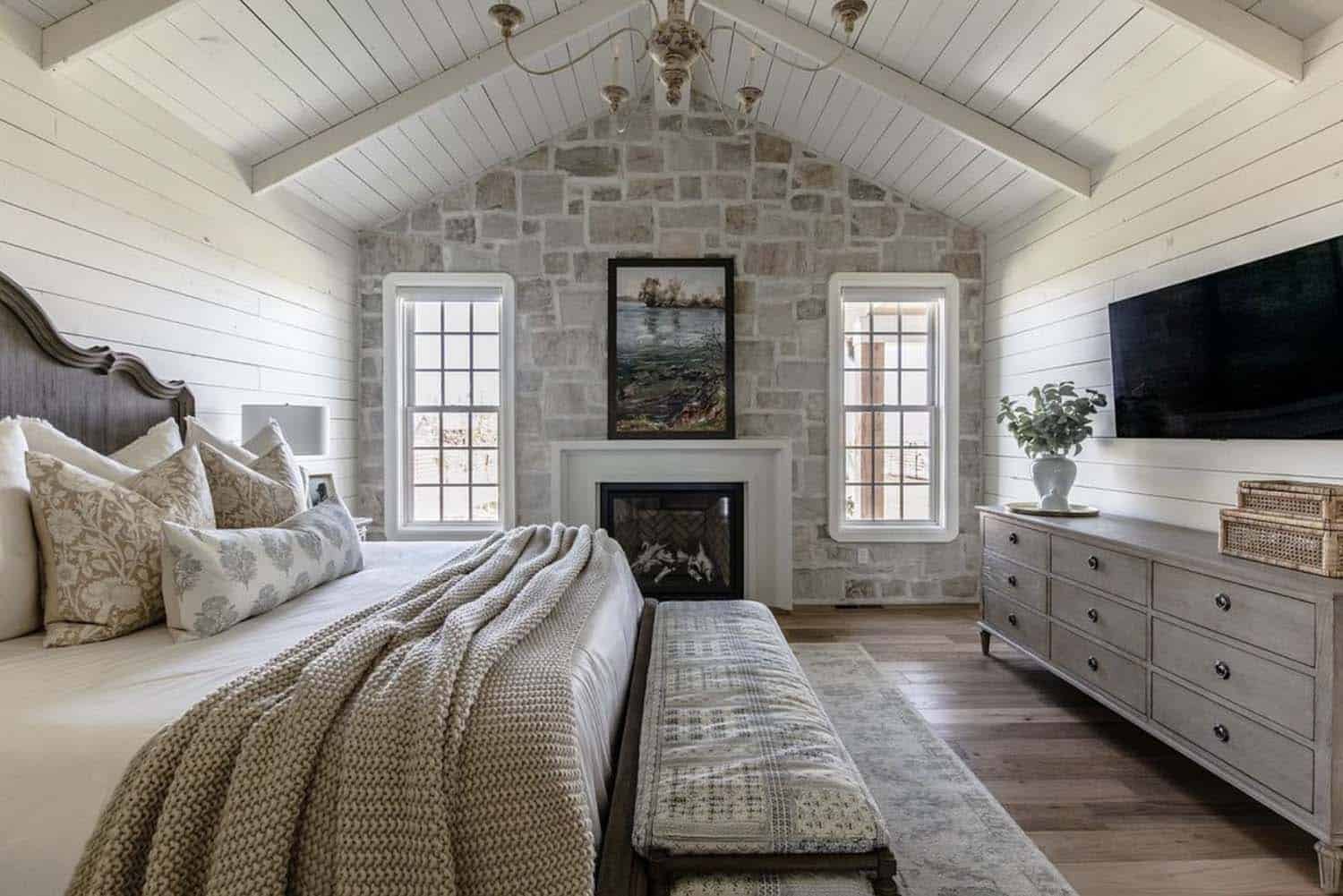 28 Inspiring Cozy Bedroom Design Ideas To Make Your Haven Story - One Kindesign