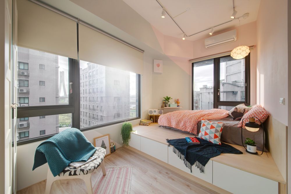 30 Small Bedroom Ideas That Maximize Space and Style