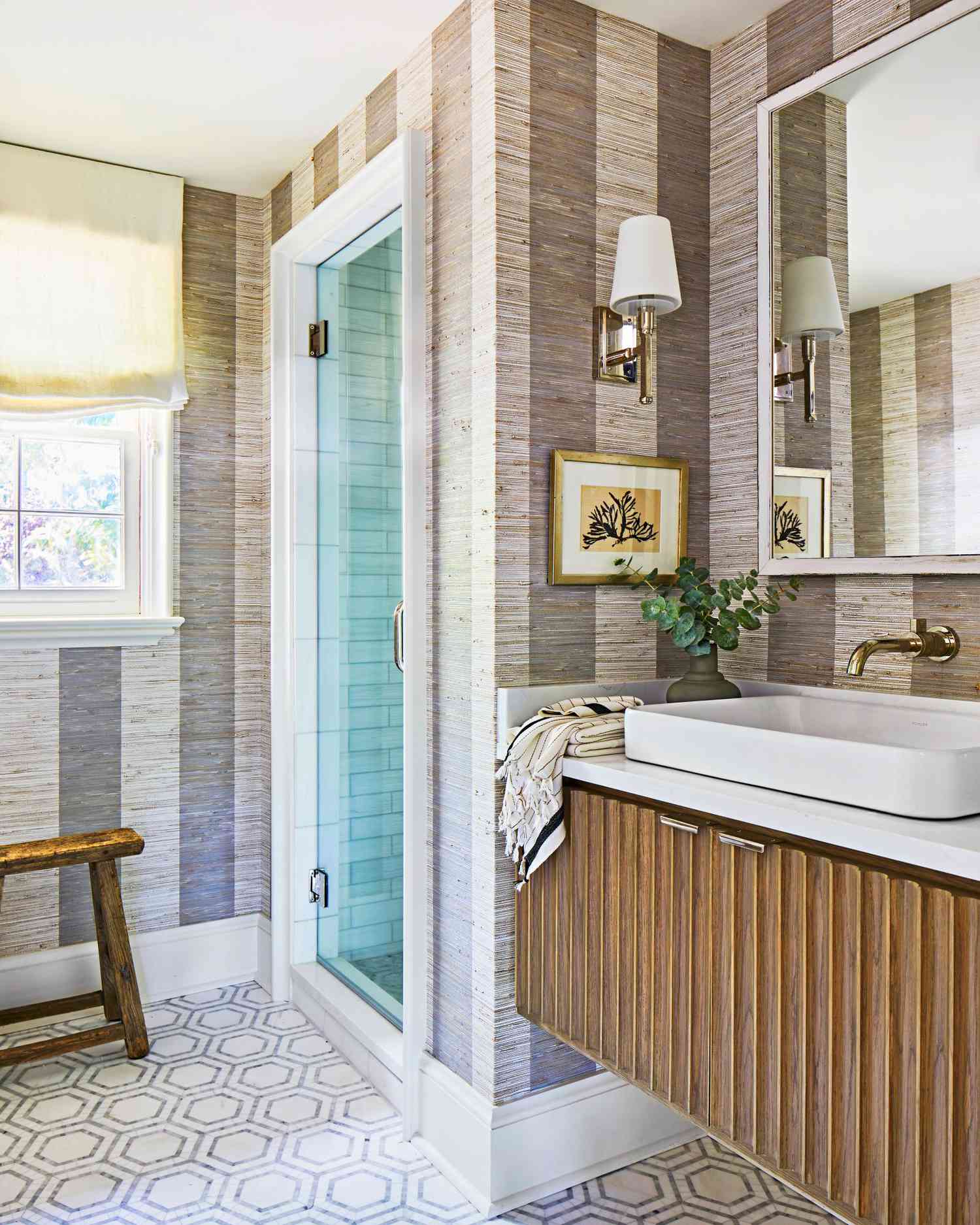 32 Beautiful Beach House Bathrooms Inspired By The Coast