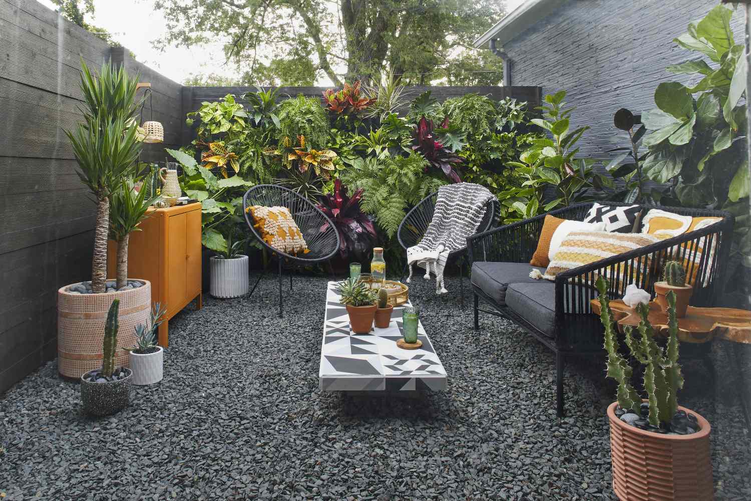 40 Cheap Backyard Ideas for Outdoor Spaces Large and Small