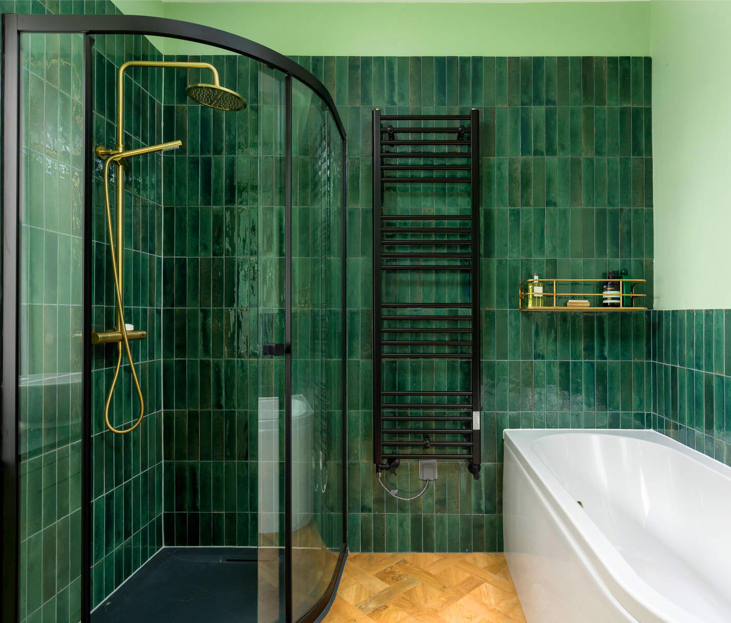 75 Beautiful Bathroom with Green Walls Ideas & Designs - May 2026 | Houzz AU