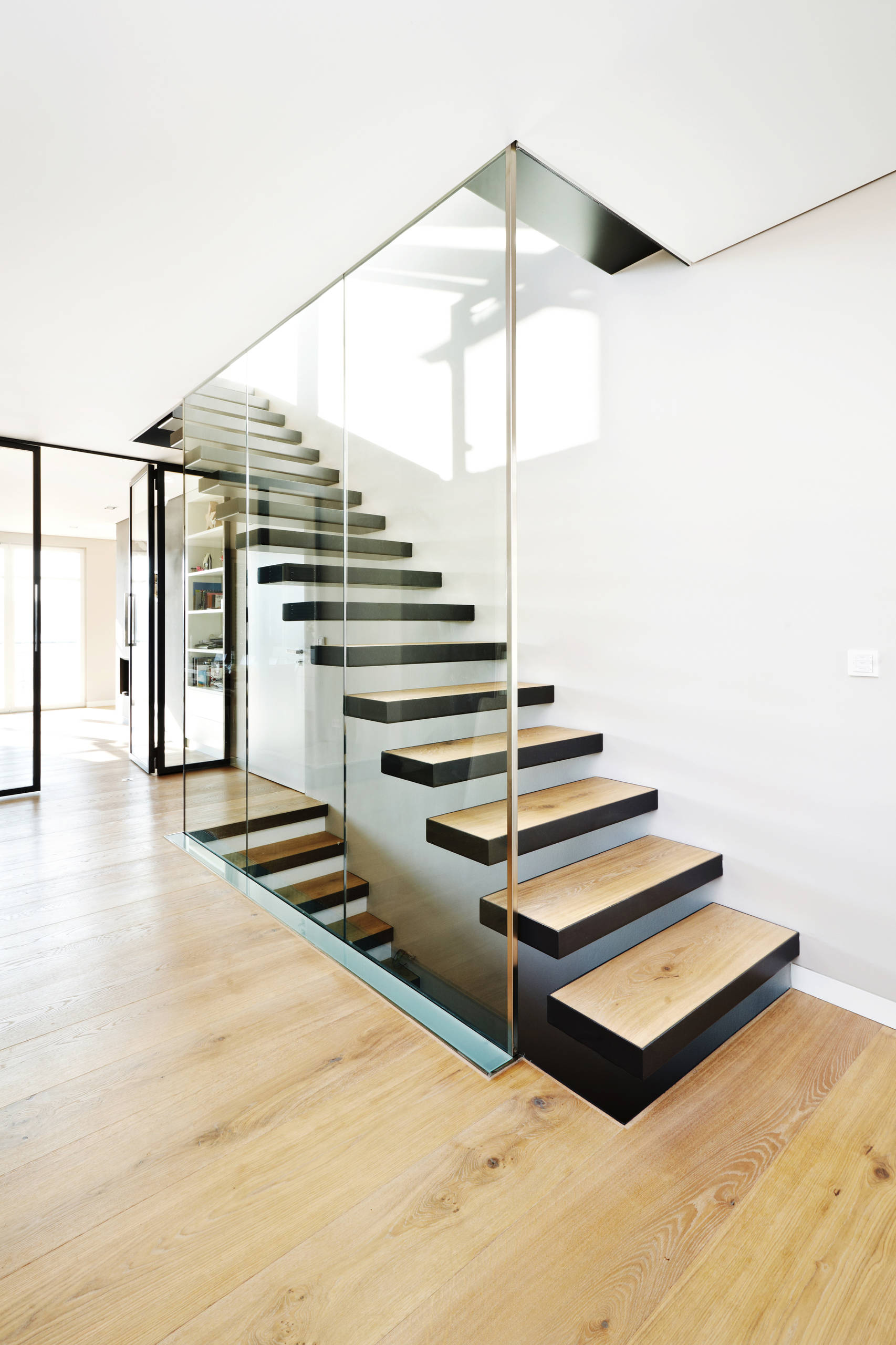 75 Beautiful Floating Staircase Ideas & Designs - June 2026 | Houzz AU