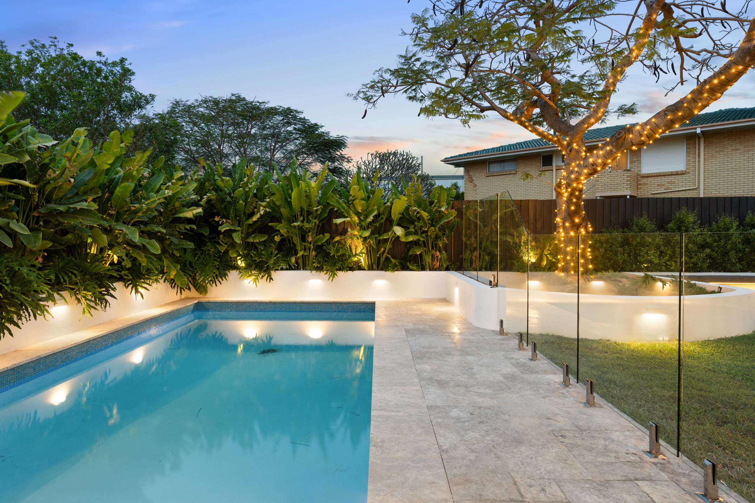 75 Most Popular 75 Beautiful Pool Ideas & Designs Design Ideas for June 2026 | Houzz NZ