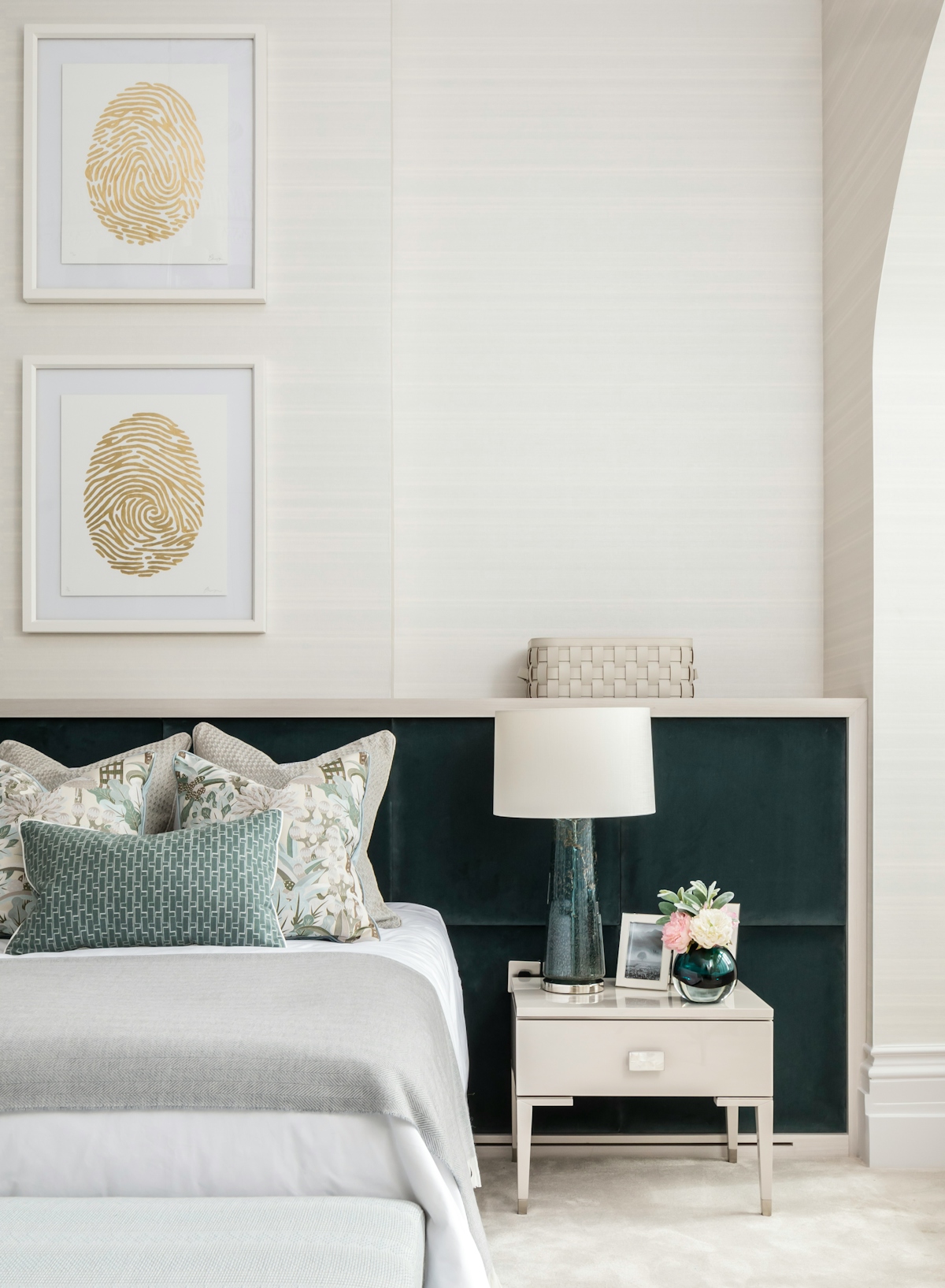 9 Ideas to Decorate Empty Bedroom Corners | LuxDeco
