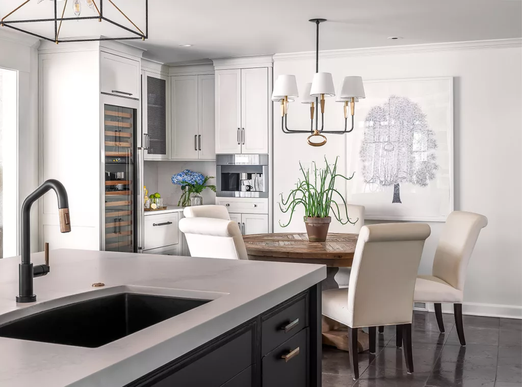 A Guide to Exquisite Dining Room Built-Ins Cabinets - Quality Custom Cabinetry