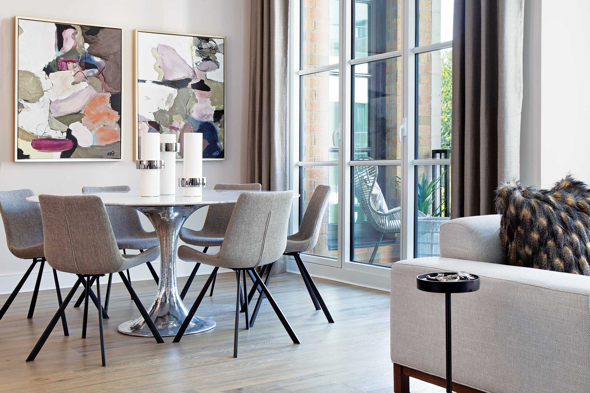 BACHELOR PAD CHIC