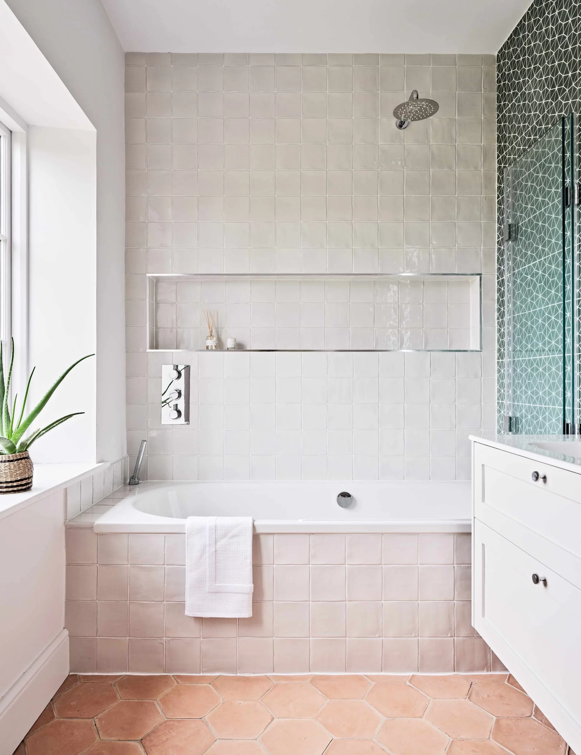 Bathroom Design: Children's Ensuite With Trio Of Tiles