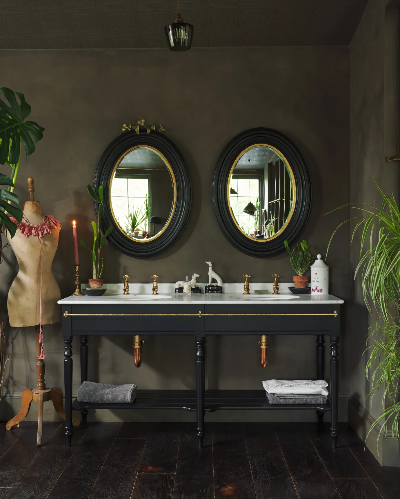 Bathrooms | deVOL Kitchens