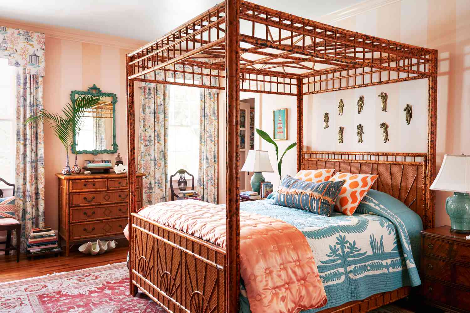 Canopy Beds Are Making A Comeback