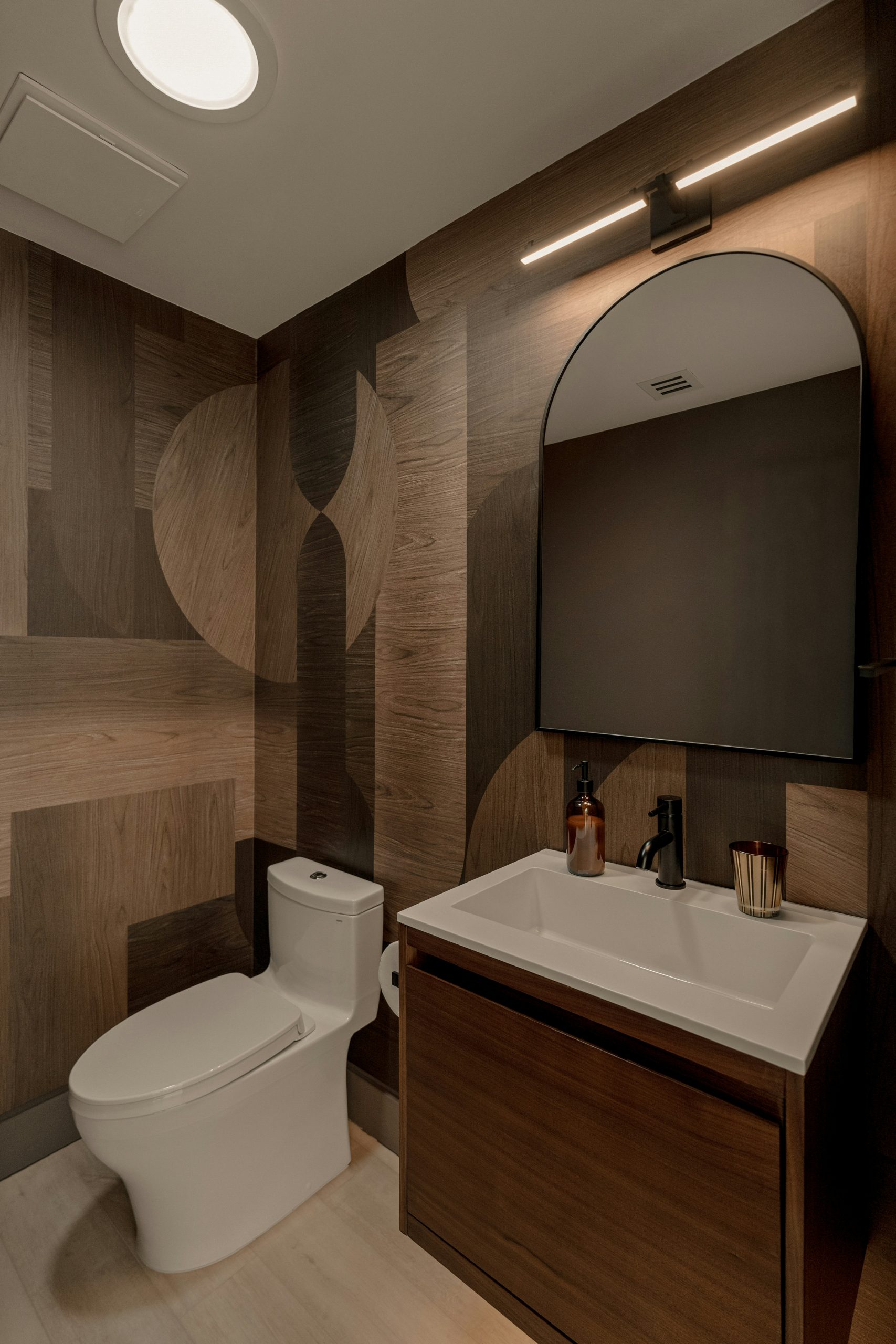 Earth-tone oasis vibes. Palm Springs remodel featuring muted neutrals, natural textures, and a spa-like modern layout.