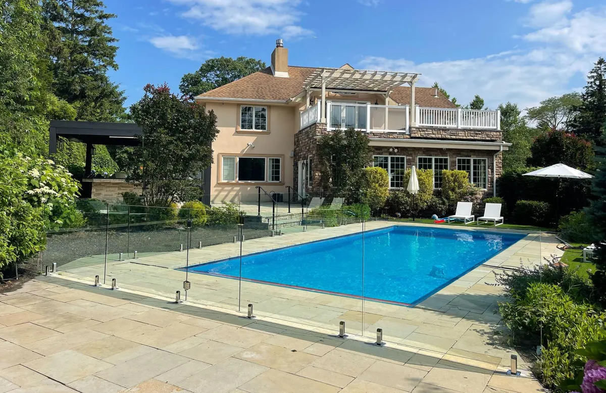 Frameless Glass Pool Fences & Gates | Aquaview Fencing