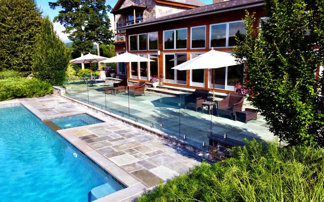 Frameless Glass Pool Fencing Is the Smart Choice for Summer
