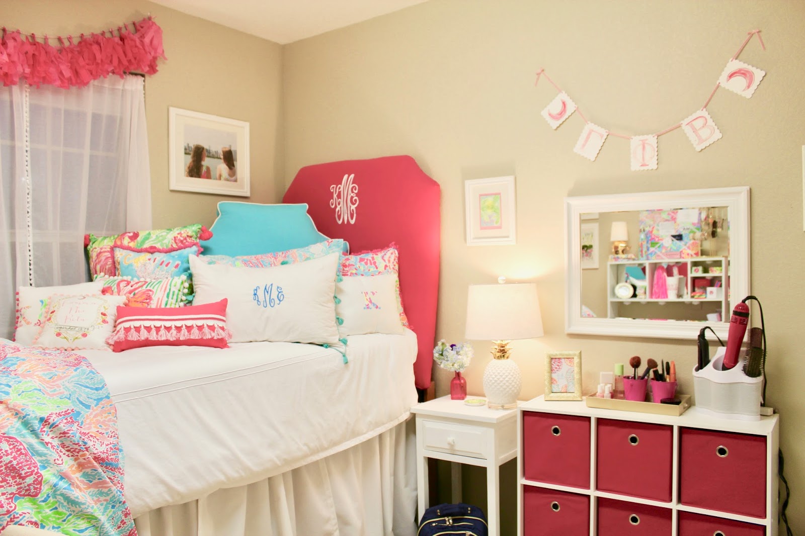 Freshman Year Dorm Room! | Let's Get Preppy