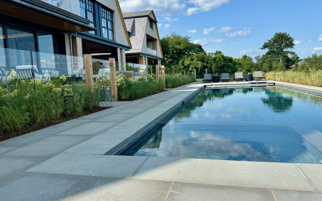 Glass Fence: Safety and Style for Your Outdoor Space