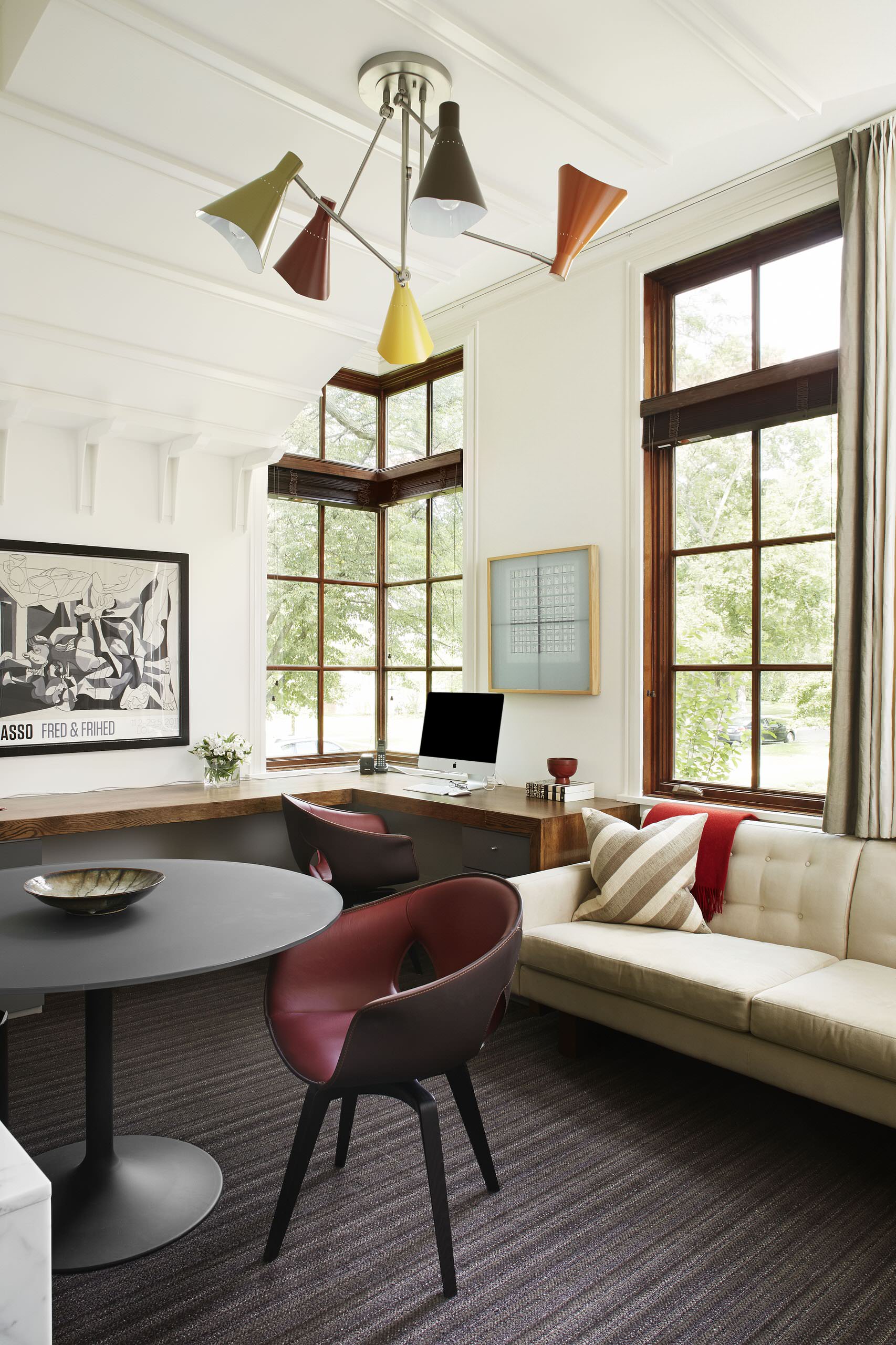 How to Turn an Awkward Corner Into a Home Office