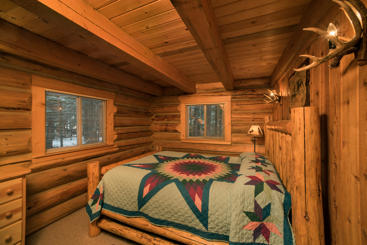 Hunter Log Cabin ⋆ Western Pleasure Guest Ranch