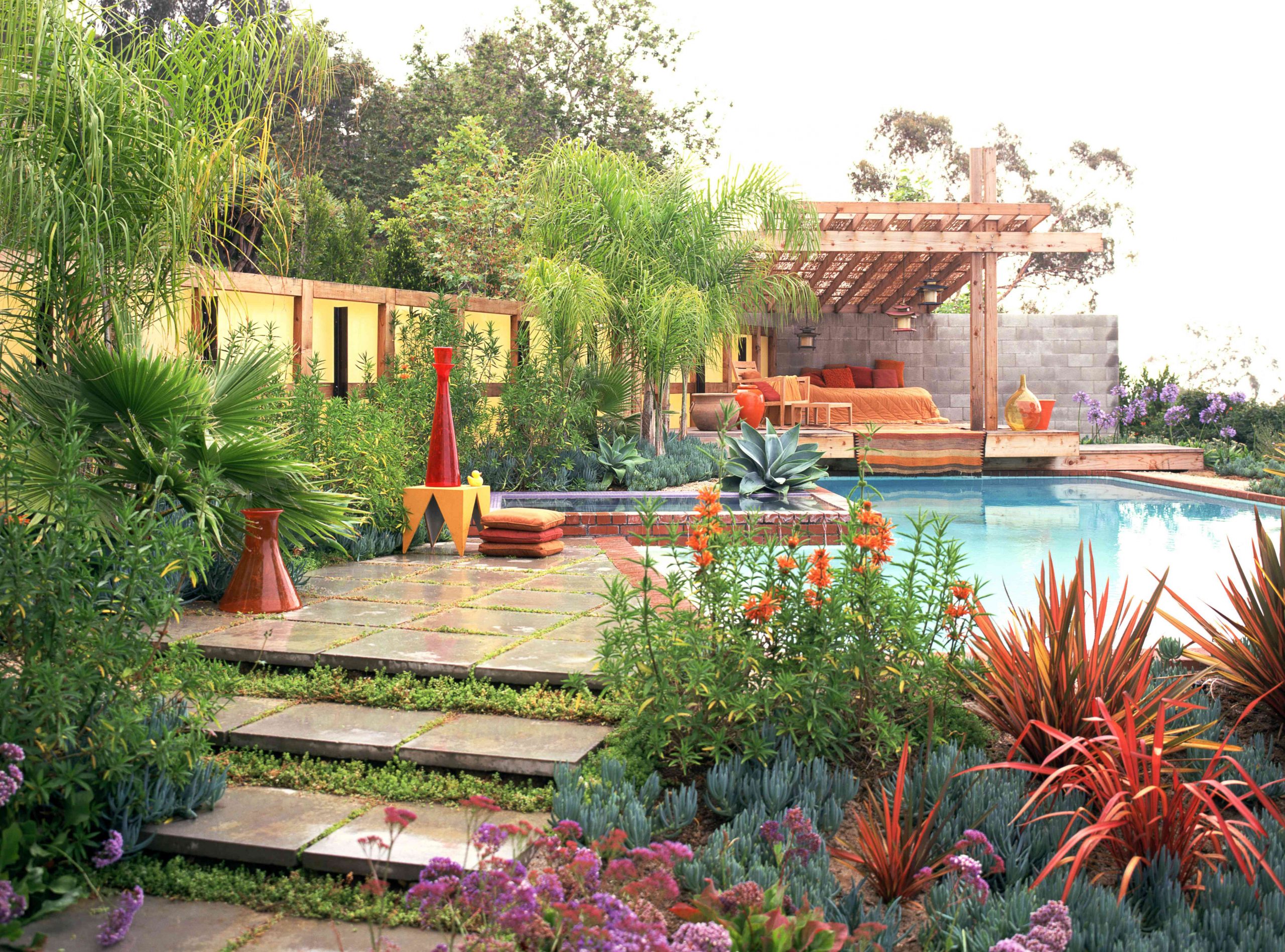 Landscaping Ideas for Pool Areas