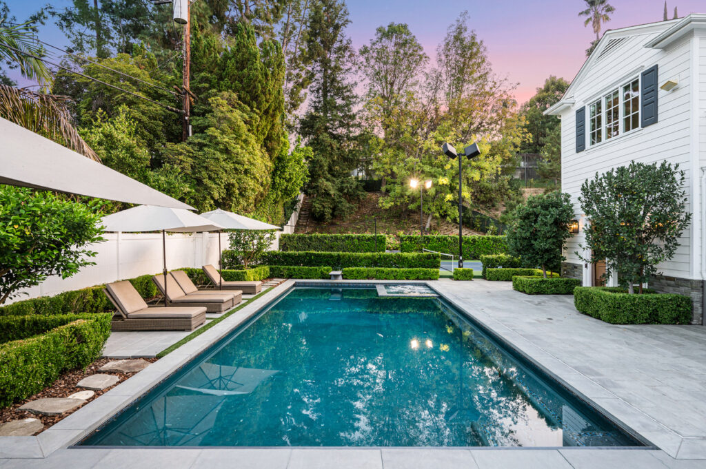 Landscaping Ideas for Your Backyard Oasis - SPS PoolCare SPS PoolCare