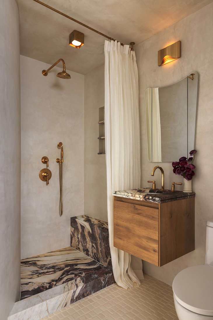 Small Bathroom Ideas: 60 Tips for Genius Design | Apartment Therapy