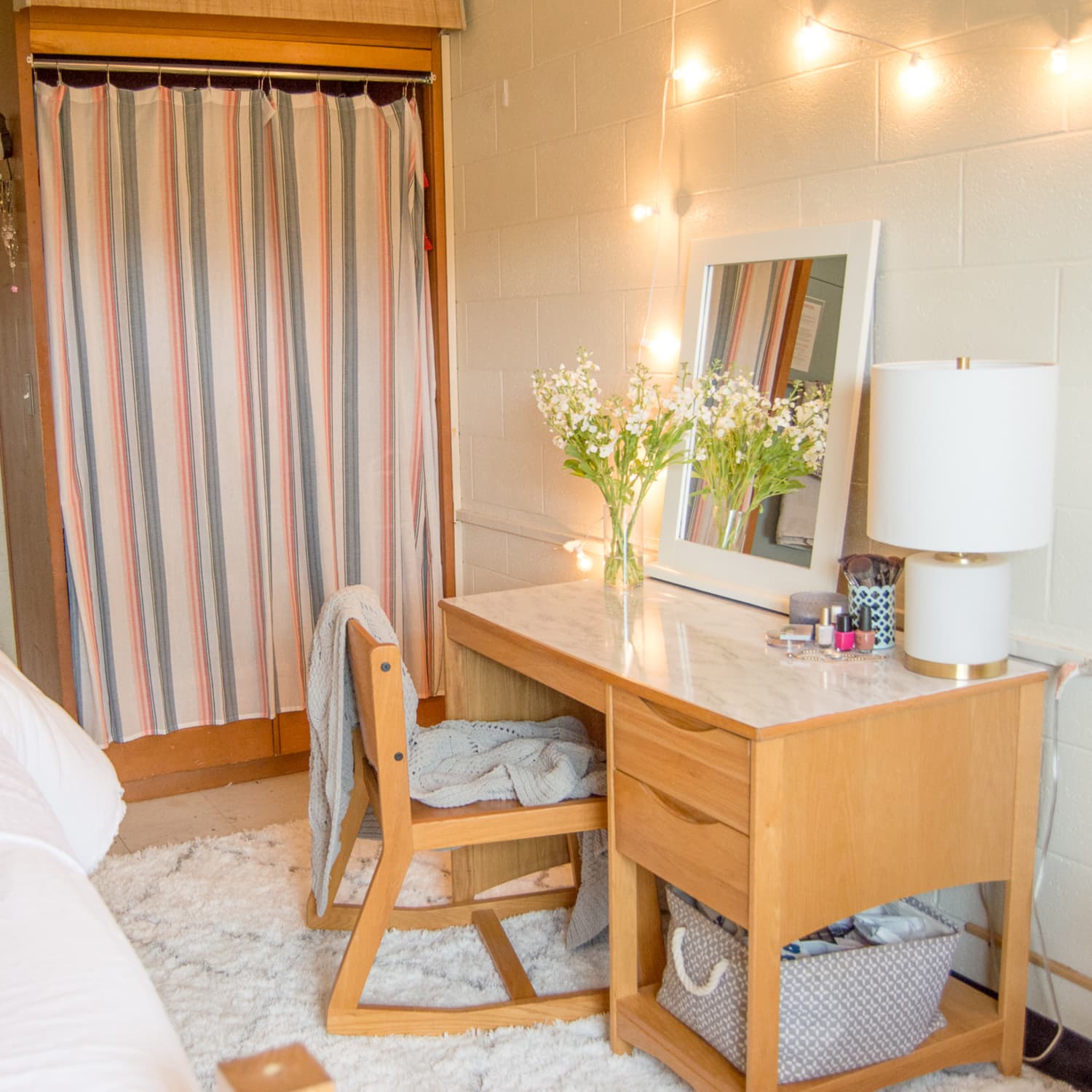 Small Space Organized Dorm Room | Apartment Therapy