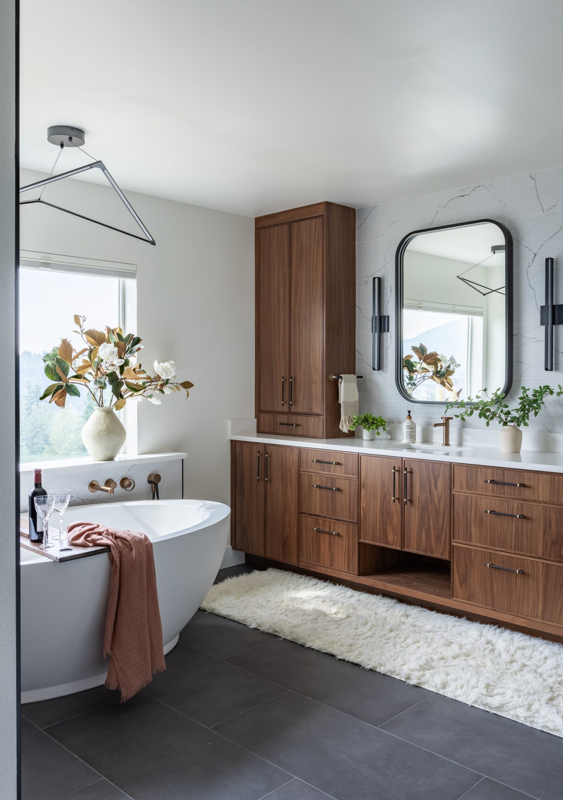 Stunning Bathroom Remodels: Higgason Construction Portfolio