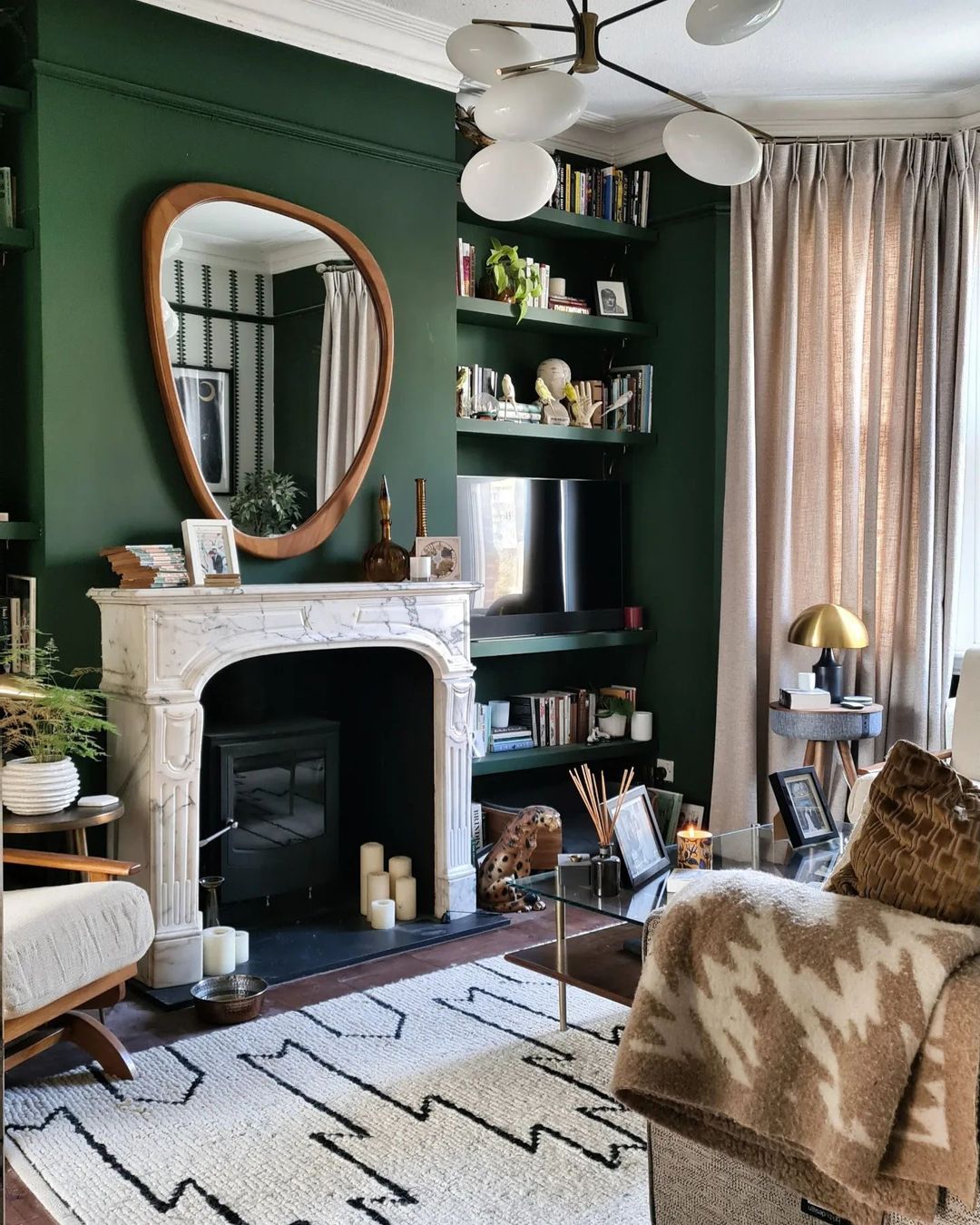 Unlock the Magic of Dark Green Paint Colors - Decoholic