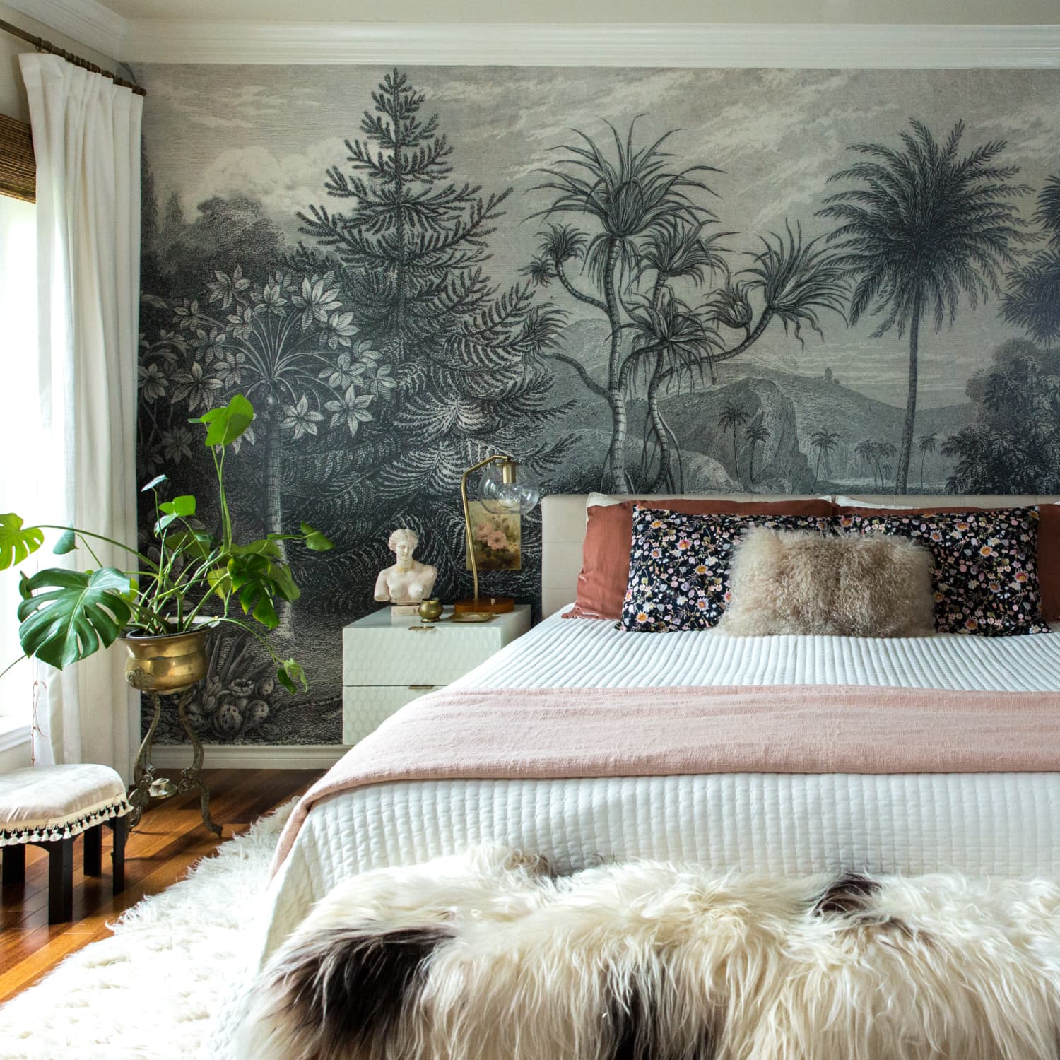 What Is Whimsigoth? A Guide to Incorporating This Trend | Apartment Therapy