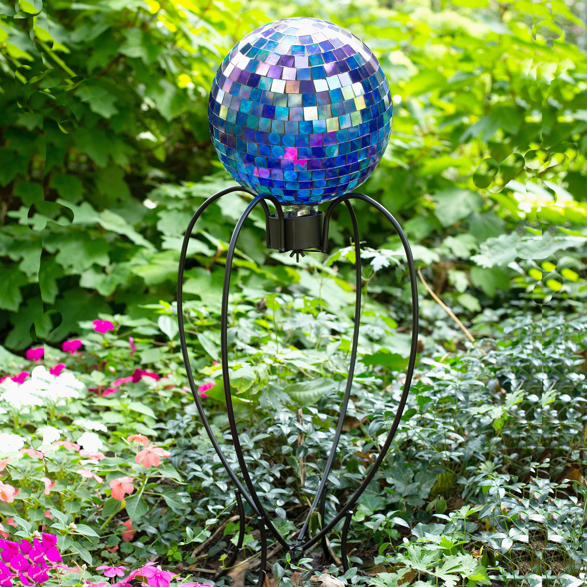 10' Borealis Mosaic Gazing Globe - EchoValley.com