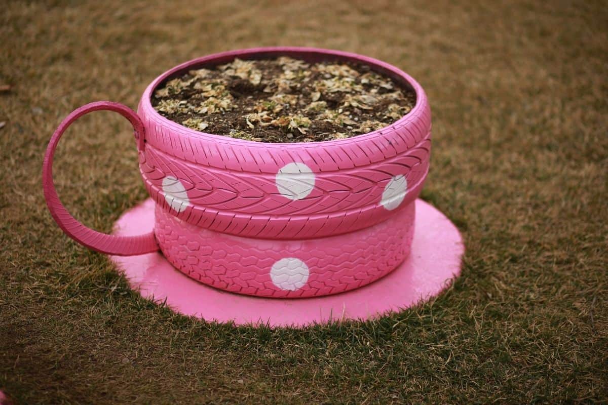 10 Recycled Tire Garden Ideas For Clever Upcycling