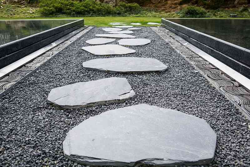 10 Walkway Ideas to Upgrade Your Yard and Garden