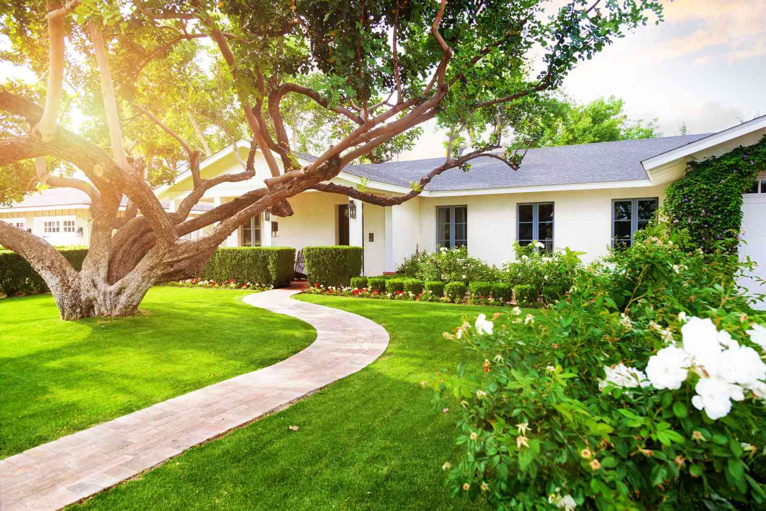 11 Front Yard Ideas Guaranteed to Boost Your Home's Curb Appeal