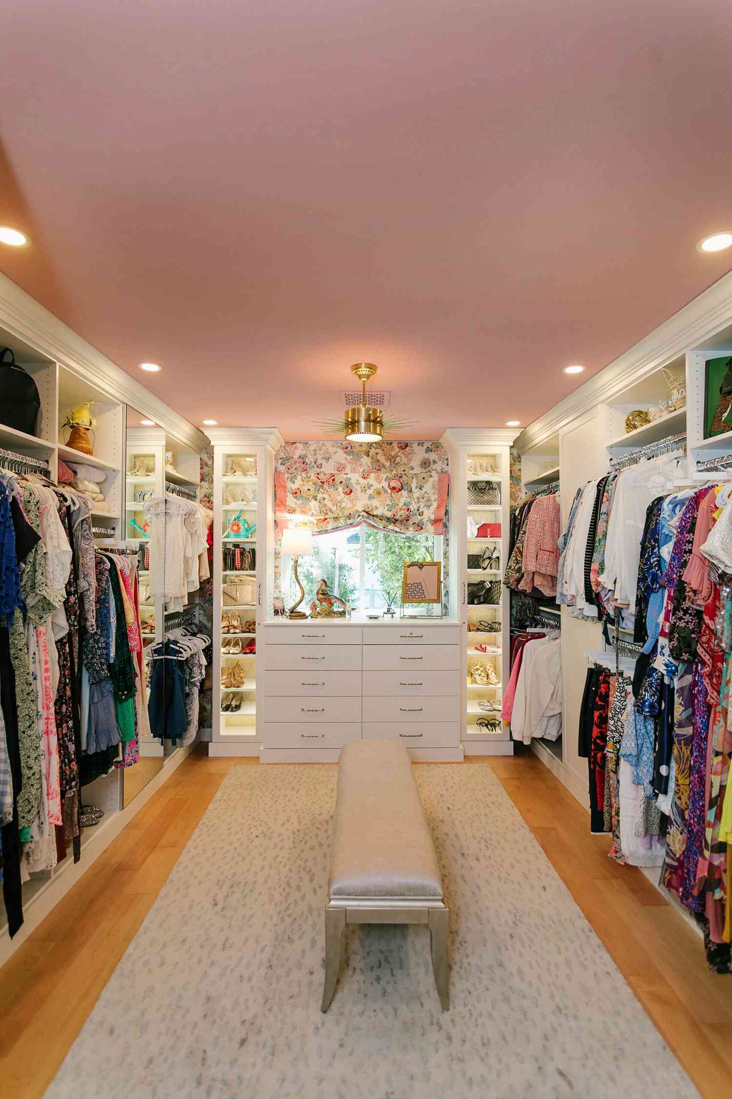 15 Closet Lighting Ideas to Brighten Any Wardrobe
